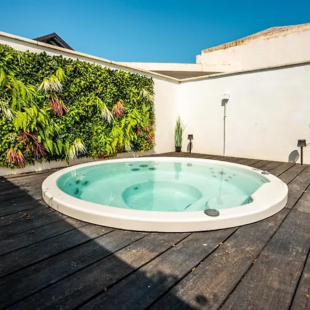 Mar Y Jacuzzi Cerca De Estepona *