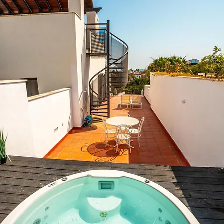Mar Y Jacuzzi Cerca De Estepona Apartment *